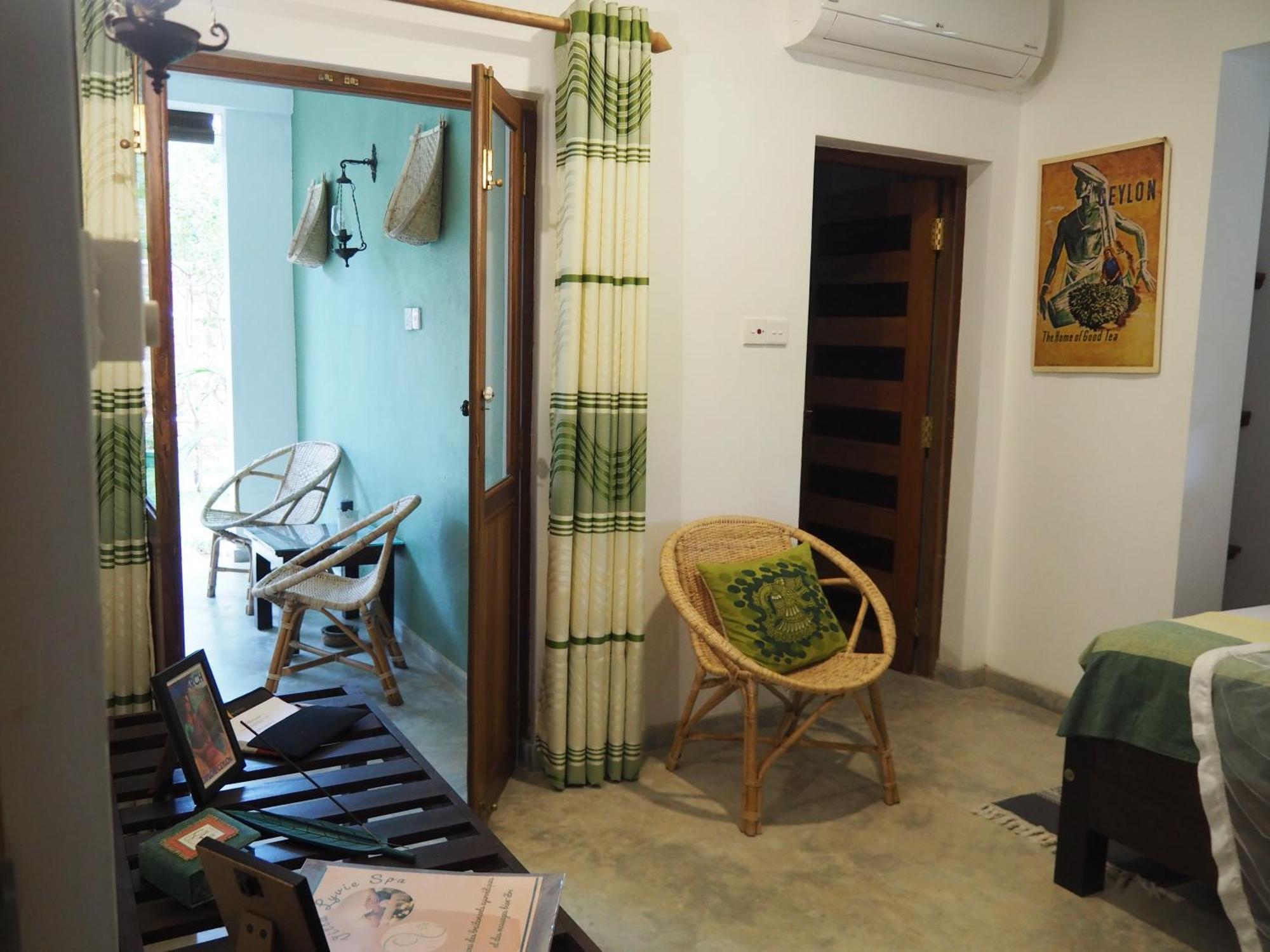 טנגלה Villa Lyvie Ayurvedic Hotel מראה חיצוני תמונה