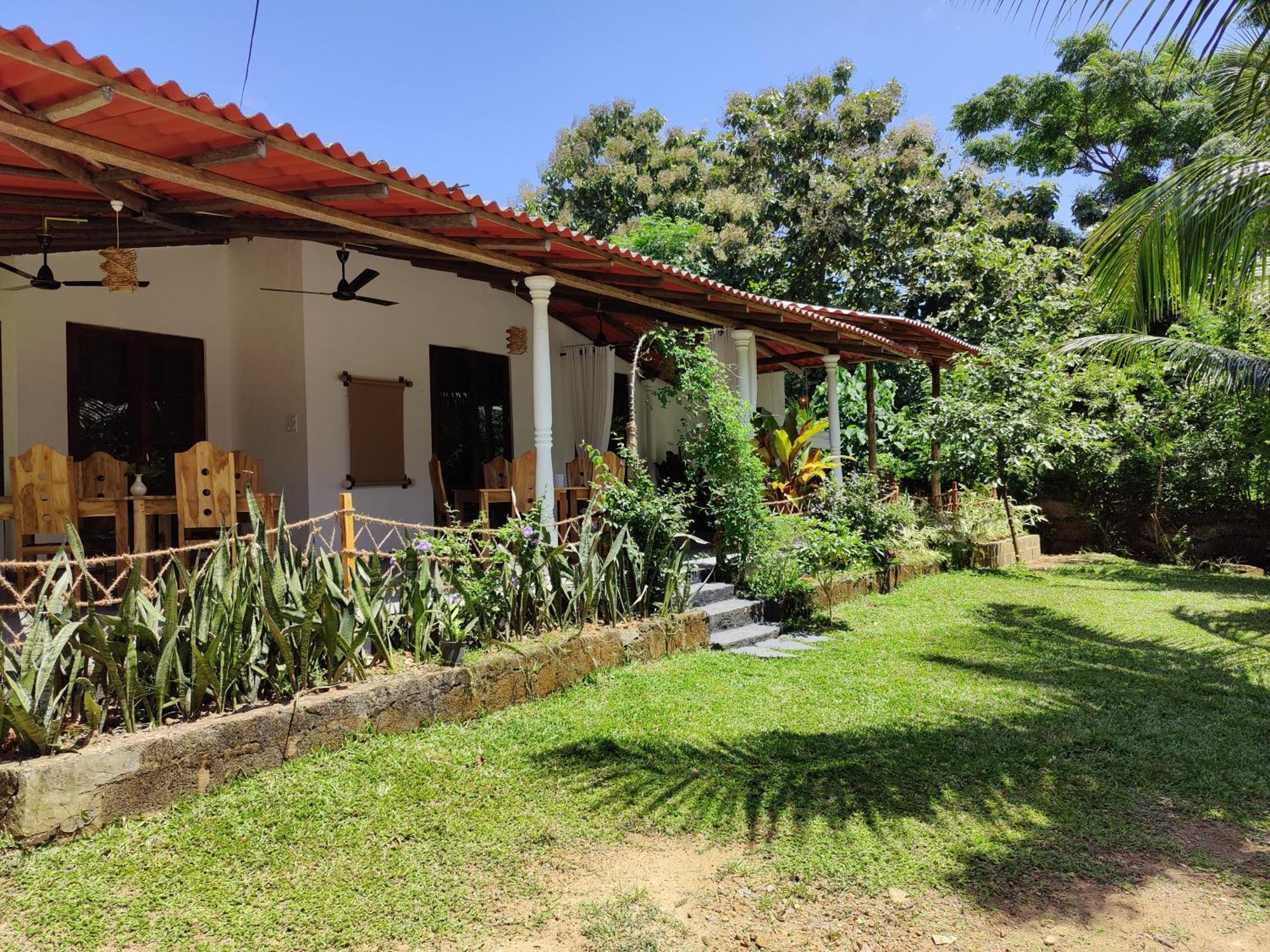 טנגלה Villa Lyvie Ayurvedic Hotel מראה חיצוני תמונה