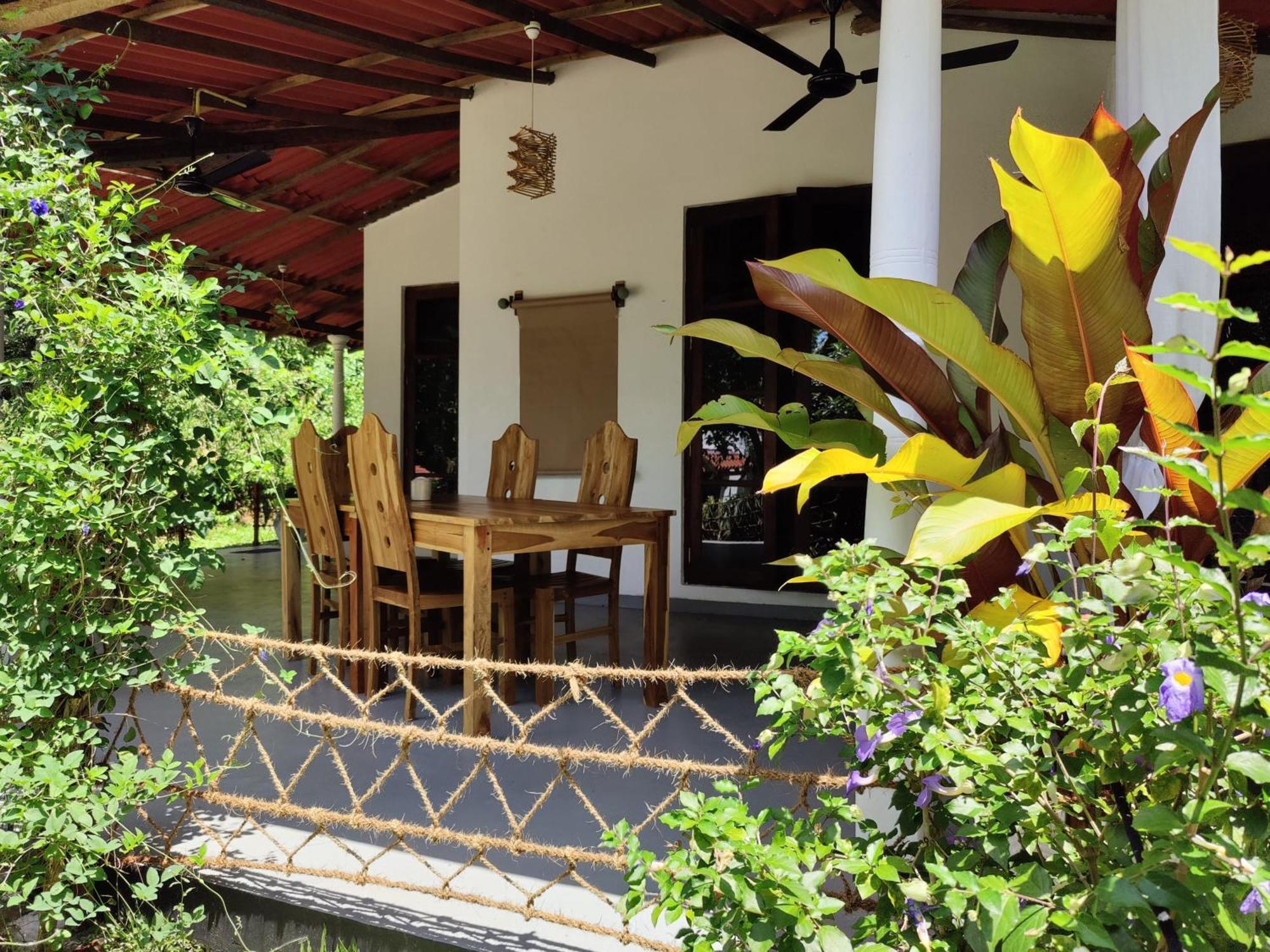 טנגלה Villa Lyvie Ayurvedic Hotel מראה חיצוני תמונה