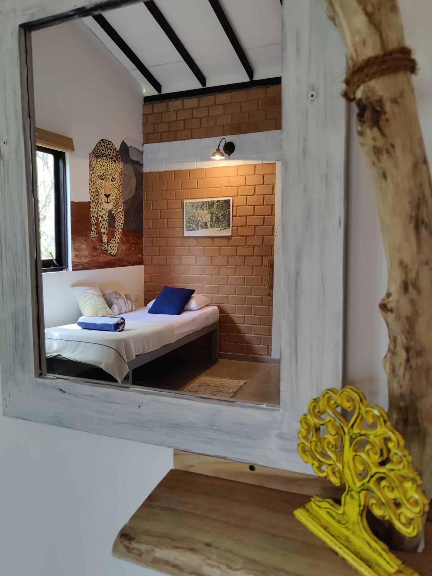 טנגלה Villa Lyvie Ayurvedic Hotel מראה חיצוני תמונה